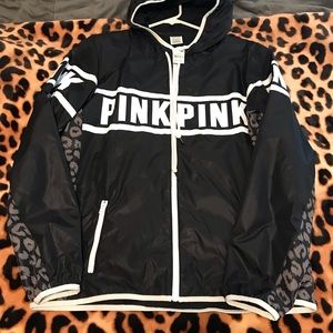 NWT! VS PINK Rare! Full Zip Cheetah Anorak M/L💞